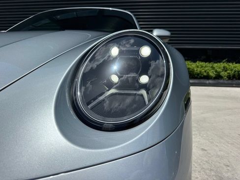 Certified 2020 Porsche 911 Carrera S RWD image 9
