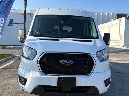 Used 2024 Ford Transit 350 XLT RWD image 3