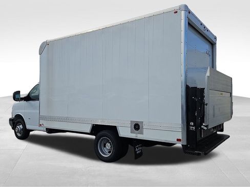 New 2024 Chevrolet Express 3500 w/ Power Convenience Package image 3