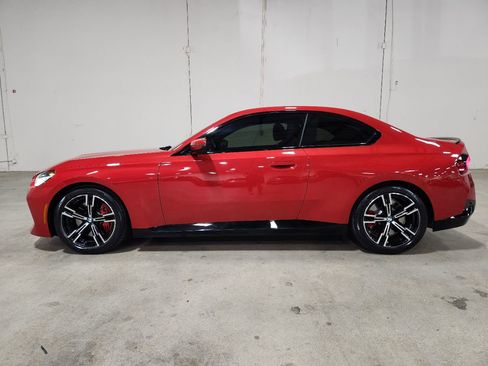 Used 2023 BMW 230i Coupe w/ M Sport Package image 7