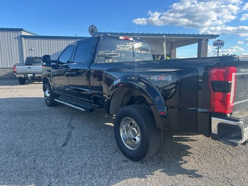 Used 2024 Ford F350 XLT w/ 360-Degree Camera Package AWD/4WD image 3