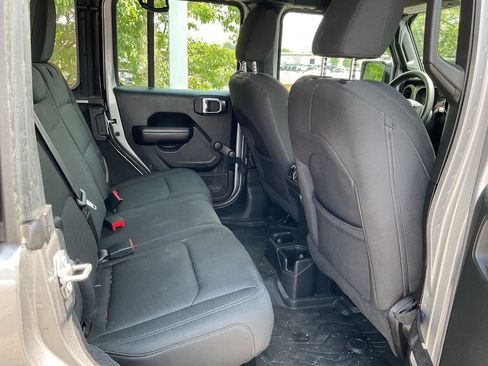 Used 2020 Jeep Wrangler Unlimited Sport AWD/4WD image 15