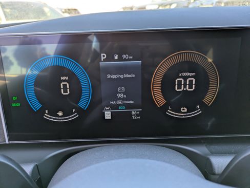 New 2026 Hyundai Tucson Blue SE image 25