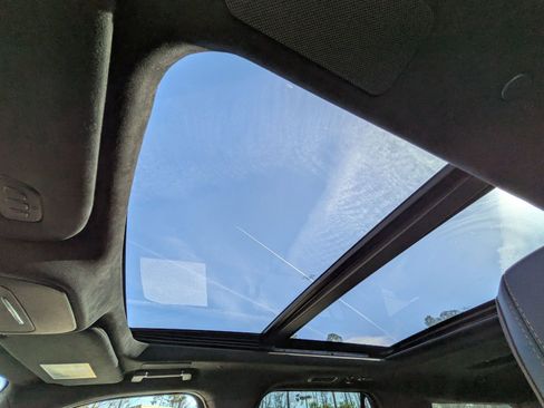 Certified 2025 Lincoln Navigator L Black Label image 25