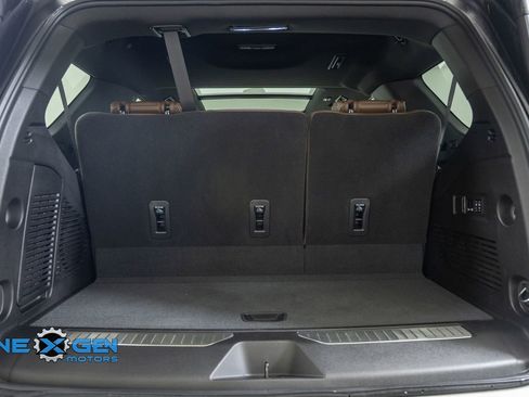 Used 2023 Chevrolet Tahoe High Country AWD/4WD image 35