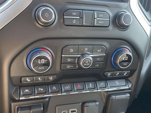 Used 2020 Chevrolet Silverado 1500 LTZ w/ LTZ Premium Package AWD/4WD image 21