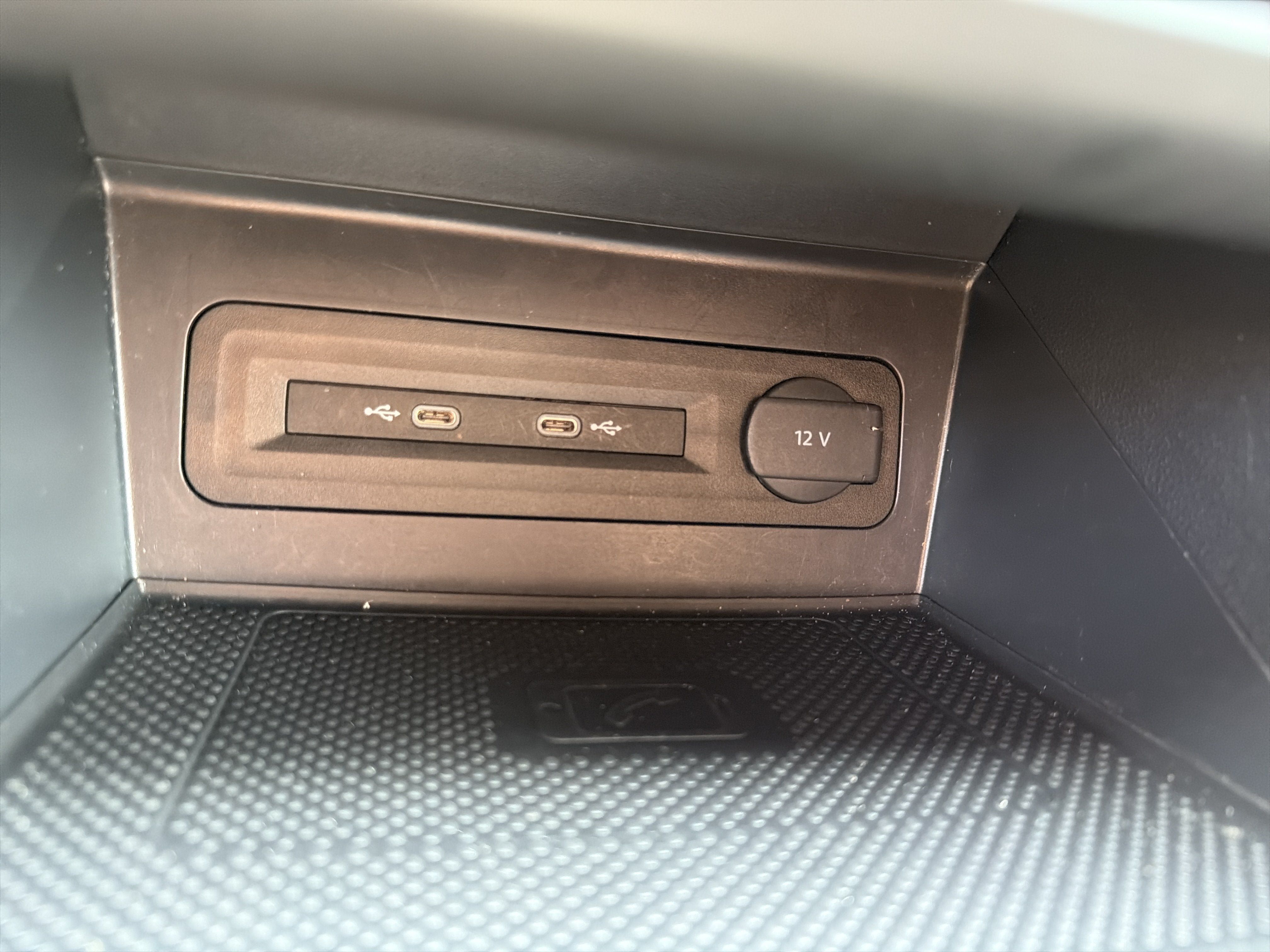 Used 2021 Volkswagen Atlas Cross Sport SE AWD/4WD image 22