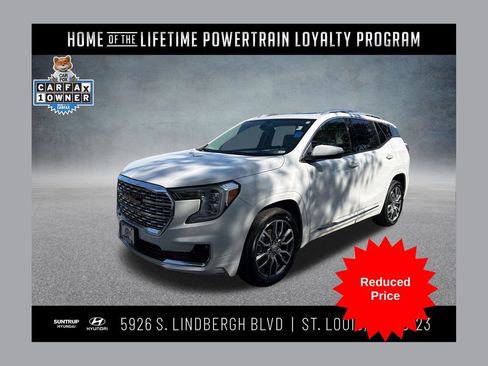 Used 2023 GMC Terrain Denali AWD/4WD image 1