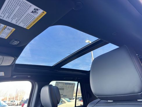 New 2026 Ford Expedition Tremor image 26