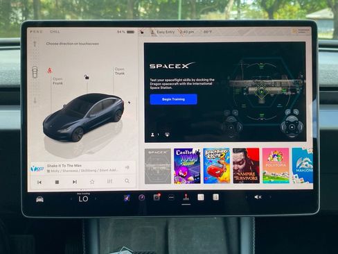 Used 2024 Tesla Model 3 Standard Range image 24