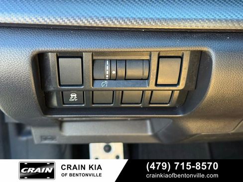 Used 2017 Subaru Impreza 2.0i Sport image 13