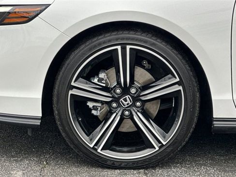 Certified 2025 Honda Accord Sport image 33