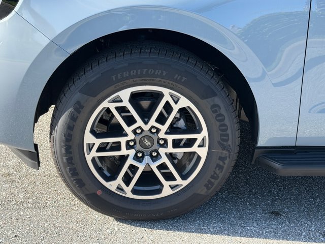New 2026 Ford Expedition Max Active RWD image 9