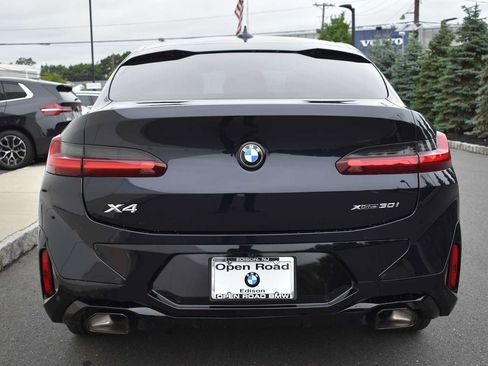 Used 2024 BMW X4 xDrive30i w/ Premium Package AWD/4WD image 5