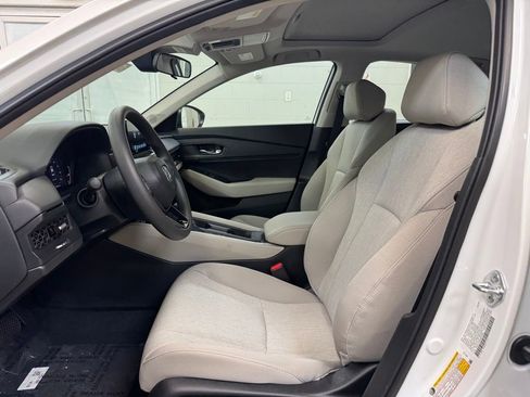 New 2025 Honda Accord SE image 11