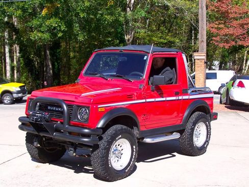 Used 1987 Suzuki Samurai 4WD Soft Top image 4