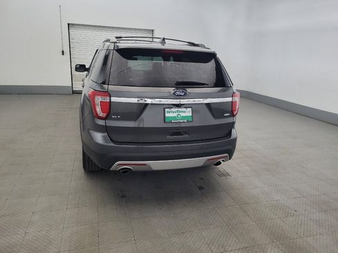 Used 2017 Ford Explorer XLT AWD/4WD image 6