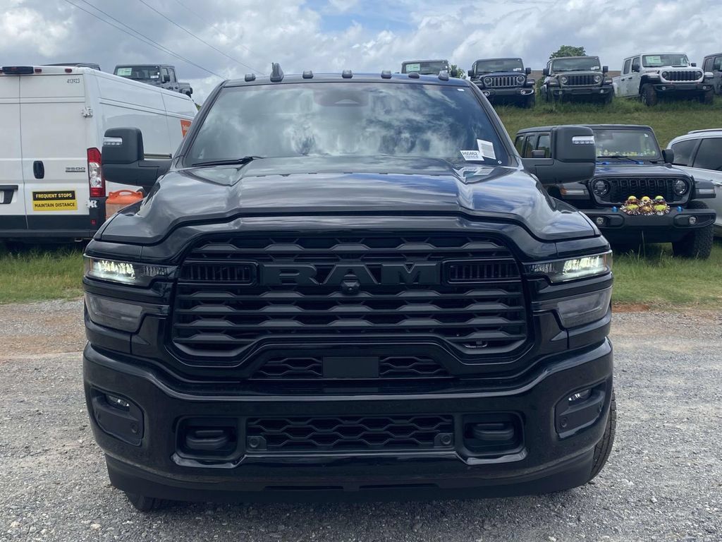 New 2026 RAM 3500 Big Horn AWD/4WD image 32