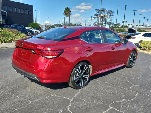 Used 2022 Nissan Sentra SR image 3