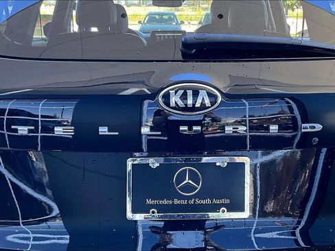 Used 2020 Kia Telluride SX w/ SX Prestige Package image 10