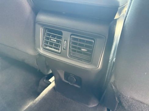 Used 2023 Toyota RAV4 LE FWD image 28