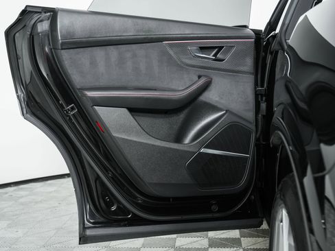 Used 2024 Audi RS Q8 image 66