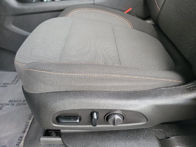 Used 2021 Chevrolet Traverse LT FWD image 22