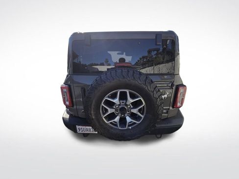 Used 2025 Ford Bronco Badlands image 7