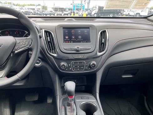 Used 2024 Chevrolet Equinox RS w/ LPO, Floor Liner Package FWD image 6