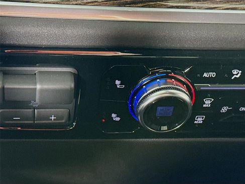 New 2026 GMC Sierra 2500 SLE w/ SLE Value Package; image 15