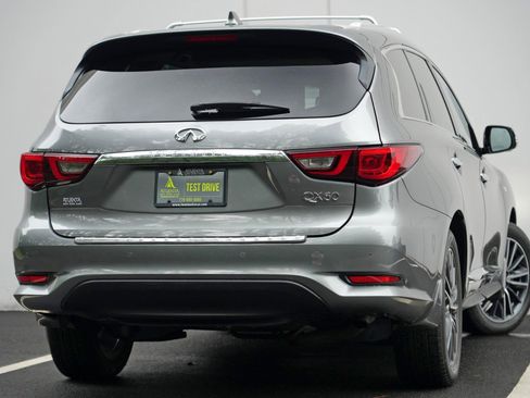 Used 2020 INFINITI QX60 Signature Edition w/ Cargo Package Essential FWD image 4