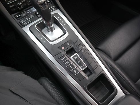 Used 2015 Porsche 911 Carrera S image 59