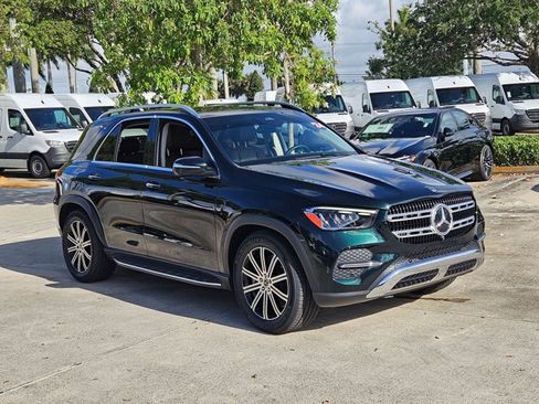 Used 2024 Mercedes-Benz GLE 450 4MATIC image 3