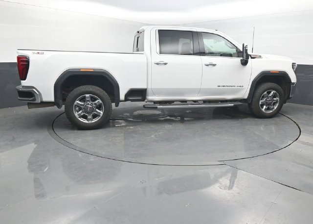 Used 2025 GMC Sierra 2500 SLT w/ SLT Convenience Package AWD/4WD image 7