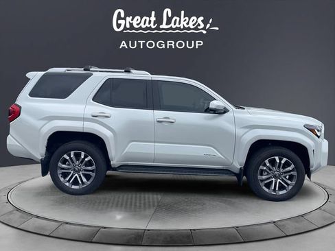 Used 2025 Toyota 4Runner Limited w/ Tow Technology Package AWD/4WD image 6