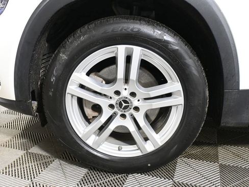 Certified 2022 Mercedes-Benz GLB 250 4MATIC image 12