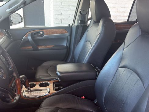 Used 2012 Buick Enclave Leather image 4