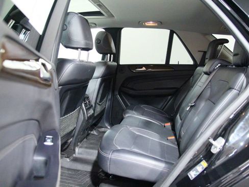 Used 2014 Mercedes-Benz ML 350 4MATIC image 28