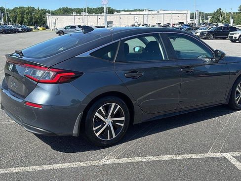 Used 2023 Honda Civic LX image 5