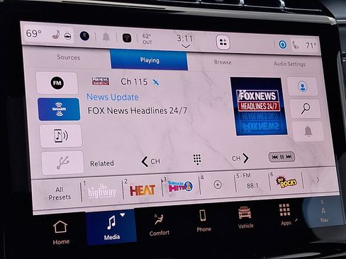 New 2025 Jeep Grand Cherokee Limited image 12