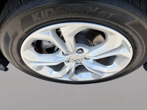 Used 2024 Honda Accord LX image 9