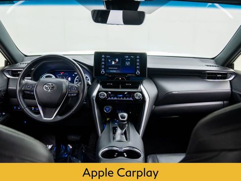 Used 2021 Toyota Venza XLE image 9