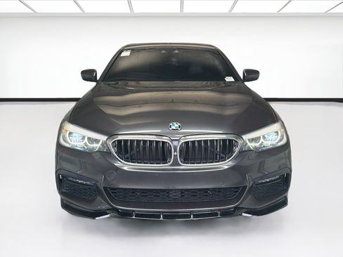 Used 2019 BMW 540i w/ M Sport Package RWD image 2