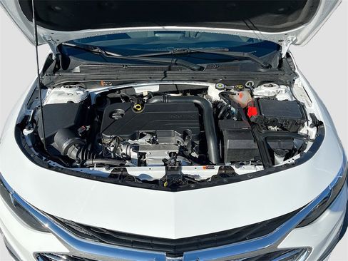 Used 2024 Chevrolet Malibu LS image 29