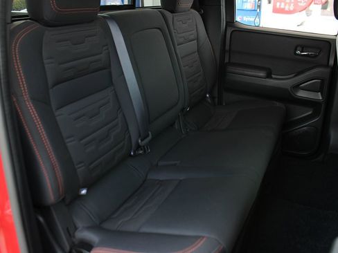 Used 2024 Nissan Frontier Pro-X w/ Pro Convenience Package RWD image 33