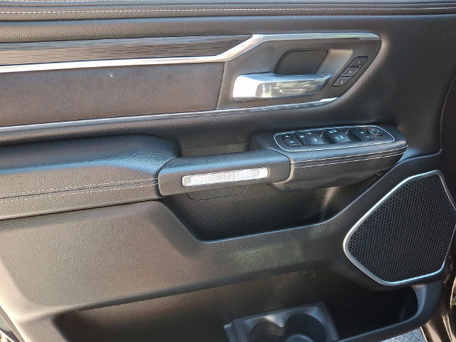 Used 2023 RAM 1500 Laramie AWD/4WD image 15