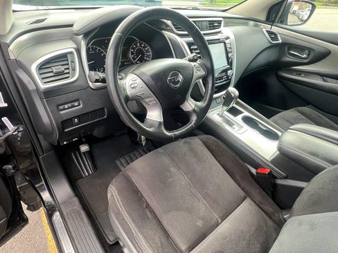Used 2018 Nissan Murano SV AWD/4WD image 15