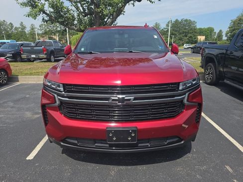 Used 2022 Chevrolet Tahoe RST w/ Luxury Package AWD/4WD image 2