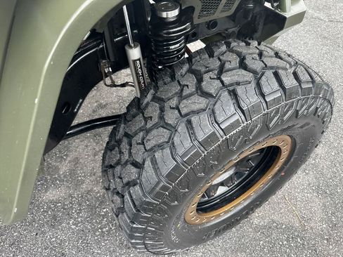 Used 2015 Jeep Wrangler Sport w/ Quick Order Package 24S AWD/4WD image 19