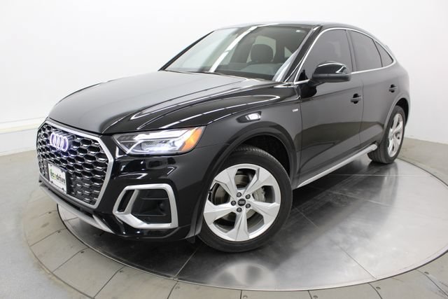 Used 2023 Audi Q5 2.0T Premium Plus w/ Premium Plus Package AWD/4WD image 3